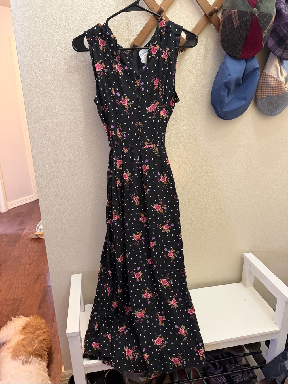 Vintage Black Floral Sleeveless Maxi Dress with Pink Roses